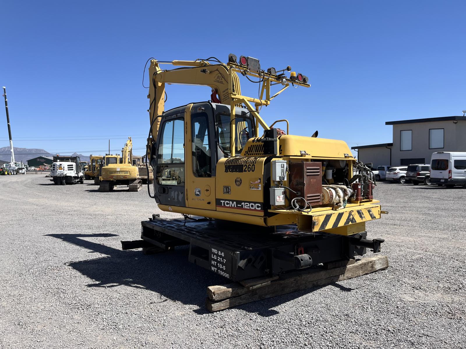 ./imagenes/INVOICE/2019/15909/JOHN-DEERE-TCM120C (56).JPG